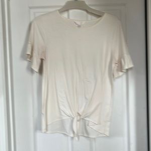 Womens cream colored short sleeve top size large.
